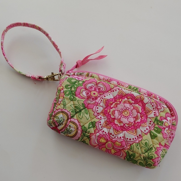 Vera Bradley Wristlet Retired Petal Pink Pattern pouch bag - Picture 1 of 8